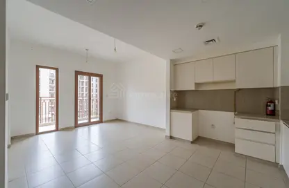 Apartment - 2 Bedrooms - 2 Bathrooms for rent in Zahra Breeze Apartments 3A - Zahra Breeze Apartments - Town Square - Dubai