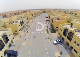 Townhouse - 3 bedrooms - 4 bathrooms for sale in Zone 4 - Hydra Village - Abu Dhabi