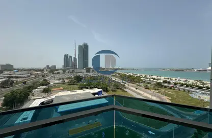 Apartment - 4 Bedrooms - 5 Bathrooms for rent in Al Sahel Tower 1 - Al Sahel Towers - Corniche Road - Abu Dhabi