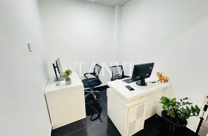 مكتب - استوديو - 1 حمام للايجار في مبنى هوريزون - بورسعيد - ديرة - دبي