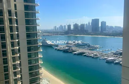 Apartment - 1 Bedroom - 2 Bathrooms for rent in Marina Vista - EMAAR Beachfront - Dubai Harbour - Dubai