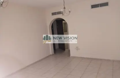 Apartment - 1 Bedroom - 1 Bathroom for rent in Qasimia 10 building - Al Mahatta - Al Qasimia - Sharjah