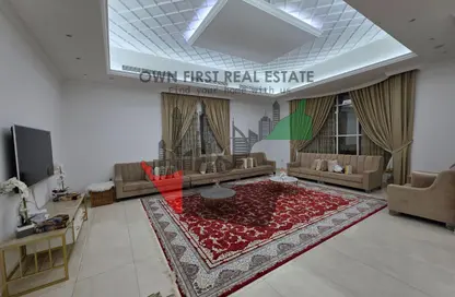 Villa - 5 Bedrooms - 7 Bathrooms for rent in Al Aweer 1 - Al Aweer - Dubai