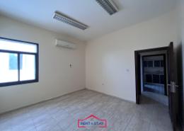 Apartment - 2 bedrooms - 1 bathroom for rent in Al Niyadat - Central District - Al Ain