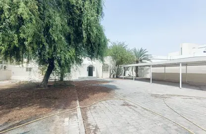 Villa - 4 Bedrooms - 6 Bathrooms for rent in Al Azra - Al Riqqa - Sharjah