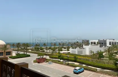 Apartment - 1 Bedroom - 2 Bathrooms for rent in Sarai Apartments - Palm Jumeirah - Dubai