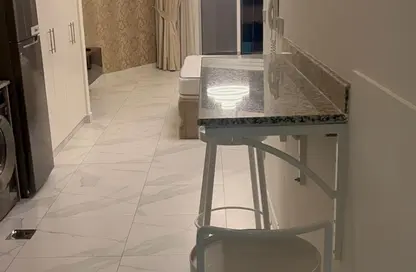 شقة - 1 حمام للايجار في ميلينيوم بن غاطي ريزيدنسز - الخليج التجاري - دبي