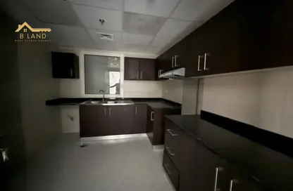 شقة - غرفة نوم - 2 حمامات للايجار في المحطة - القاسمية - الشارقة