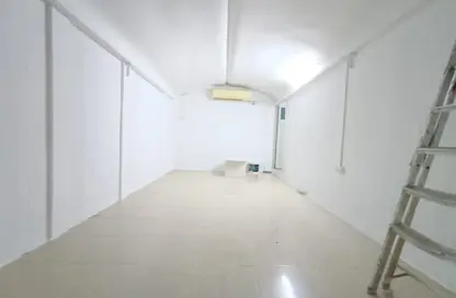Apartment - Studio - 1 Bathroom for rent in Al Muroor Building - Sultan Bin Zayed the First Street - Muroor Area - Abu Dhabi