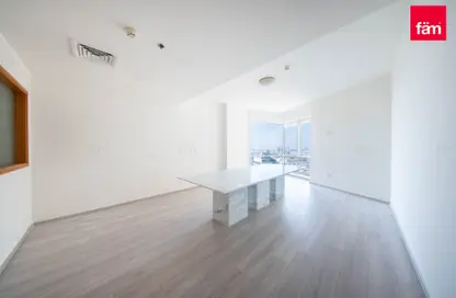 Office Space - Studio - 1 Bathroom for rent in Fairmont Hotel - Sheikh Zayed Road - Dubai