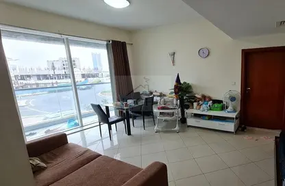 Apartment - 1 Bedroom - 2 Bathrooms for sale in Hub Canal 1 - Hub-Golf Towers - Dubai Sports City - Dubai