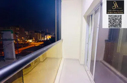 شقة - غرفة نوم - 2 حمامات للايجار في مساكن كورنيش عجمان - طريق كورنيش عجمان - عجمان