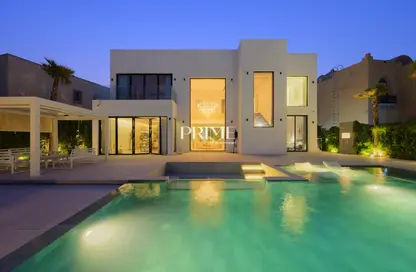 Villa - 4 Bedrooms - 5 Bathrooms for sale in Garden Hall - Oasis Clusters - Jumeirah Islands - Dubai