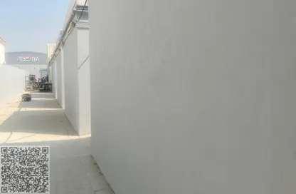 سكن عمال - استوديو - 8 حمامات للايجار في المنطقة الصناعية رقم 5 - المنطقة الصناعية بالشارقة - الشارقة سكن عمال - استوديو - 8 حمامات للايجار في المنطقة الصناعية رقم 5 - المنطقة الصناعية بالشارقة - الشارقة