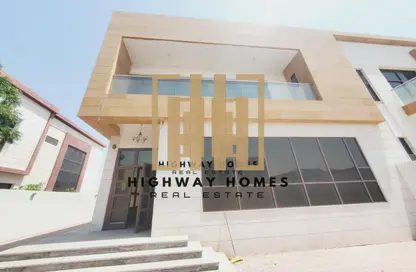 Villa - 4 Bedrooms - 6 Bathrooms for rent in Hoshi - Al Badie - Sharjah