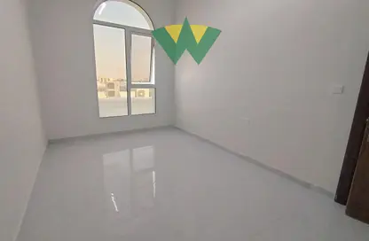 شقة - غرفة نوم - 1 حمام للايجار في بني ياس شرق - بني ياس - أبوظبي