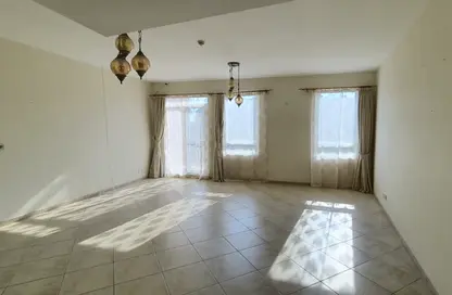 Apartment - 2 Bedrooms - 3 Bathrooms for rent in Shakespeare Circus 3 - Shakespeare Circus - Motor City - Dubai