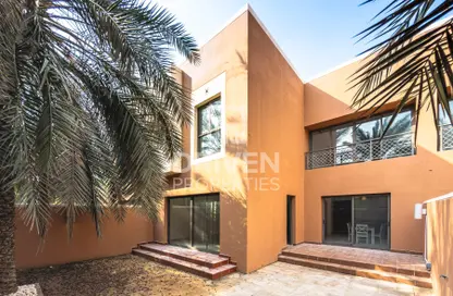 Villa - 4 Bedrooms - 5 Bathrooms for rent in Seashore - Rabdan - Abu Dhabi