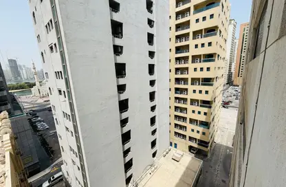 Apartment - 1 Bedroom - 2 Bathrooms for rent in Al Majaz 1 - Al Majaz - Sharjah