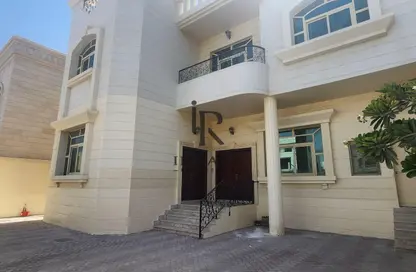 Villa - 6 Bedrooms - 7 Bathrooms for rent in Al Bateen - Abu Dhabi