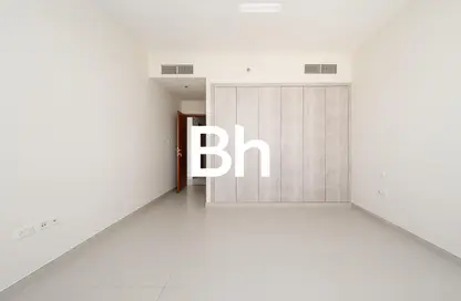 شقة - غرفة نوم - 1 حمام للايجار في مبني بلو ريف - ارجان - دبي
