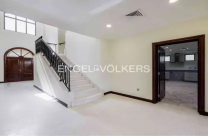 Villa - 4 Bedrooms - 5 Bathrooms for rent in Garden Homes Frond F - Garden Homes - Palm Jumeirah - Dubai