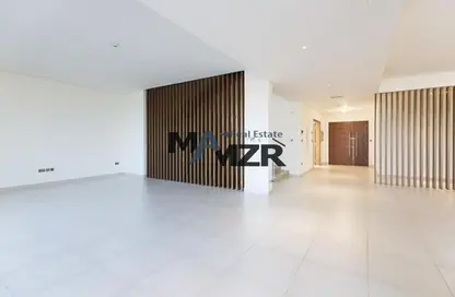 Villa - 4 Bedrooms - 7 Bathrooms for rent in West Yas - Yas Island - Abu Dhabi
