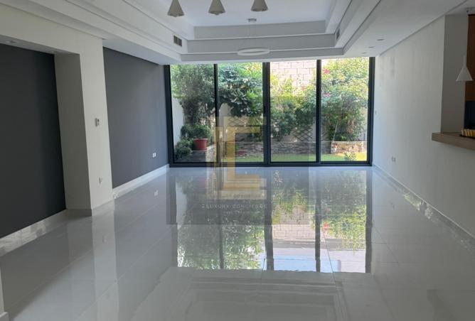 12476631 - Property Image 2