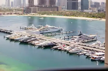Apartment - 1 Bedroom - 2 Bathrooms for rent in Marina Vista - EMAAR Beachfront - Dubai Harbour - Dubai