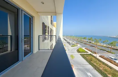 Apartment - 2 Bedrooms - 3 Bathrooms for sale in Port de La Mer - La Mer - Jumeirah - Dubai