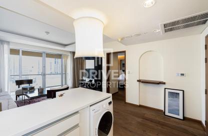 شقة - غرفة نوم - 2 حمامات للبيع في فندق العنوان دبي مول - دبي وسط المدينة - دبي