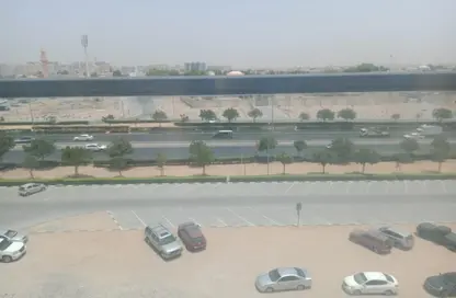 شقة - 2 غرف نوم - 2 حمامات للايجار في مبنى الميناء - 2  الروضة - الروضة - عجمان