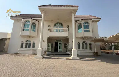 Villa - 7+ Bedrooms - 6 Bathrooms for rent in Al Tarfa - Mughaidir - Sharjah