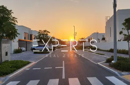 Townhouse - 2 Bedrooms - 4 Bathrooms for sale in Noya Viva - Noya - Yas Island - Abu Dhabi