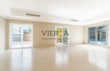 Villa - 4 Bedrooms - 5 Bathrooms for rent in Semmer Villas - Dubai Silicon Oasis - Dubai