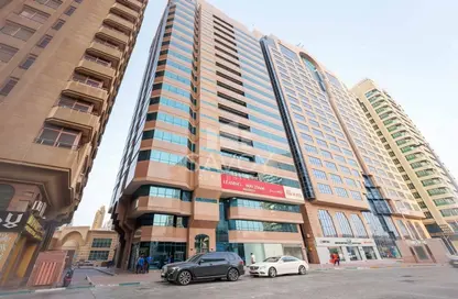 Outdoor Building image for: Apartment - 3 Bedrooms - 4 Bathrooms for rent in Al Waha Tower - Al Khalidiya - Abu Dhabi, Image 1