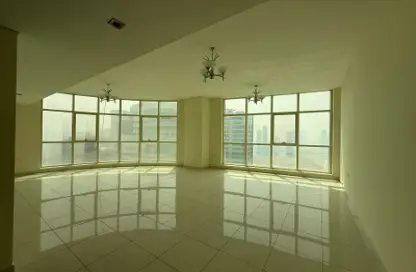 Apartment - 3 Bedrooms - 4 Bathrooms for rent in Al Khan Lagoon Tower - Al Khan Lagoon - Al Khan - Sharjah