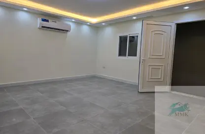 شقة - 2 غرف نوم - 2 حمامات للايجار في مدينة الرياض - أبوظبي