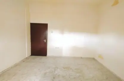 Empty Room image for: Apartment - 3 Bedrooms - 2 Bathrooms for rent in SG Muwaileh Building - Muwaileh - Sharjah, Image 1
