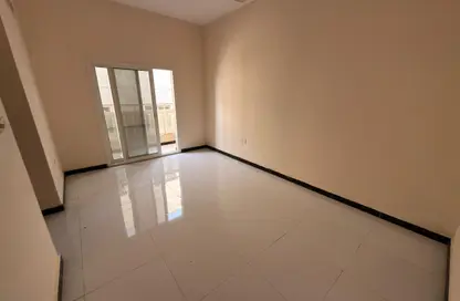 Apartment - 2 Bedrooms - 2 Bathrooms for rent in Al Jurf 2 - Al Jurf - Ajman Downtown - Ajman