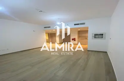 Apartment - 1 Bedroom - 1 Bathroom for rent in Waters Edge - Yas Island - Abu Dhabi