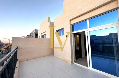 تاون هاوس - 4 غرف نوم - 3 حمامات للبيع في فلل اكنان - فيكتوريا - داماك هيلز 2 - دبي