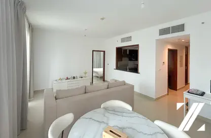 Apartment - 1 Bedroom - 2 Bathrooms for sale in 29 Burj Boulevard Tower 1 - 29 Burj Boulevard - Downtown Dubai - Dubai