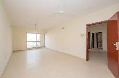 Compound - 3 Bedrooms for rent in Al Muhaisnah 4 - Al Muhaisnah - Dubai