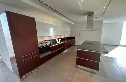 Apartment - 1 Bedroom - 2 Bathrooms for rent in Maze Tower - Sheikh Zayed Road - Dubai