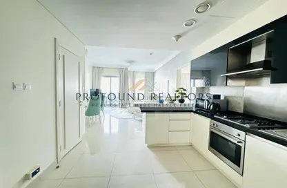 Apartment - 1 Bedroom - 2 Bathrooms for rent in The Signature - Burj Khalifa Area - Downtown Dubai - Dubai
