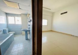 Apartment - 3 bedrooms - 4 bathrooms for rent in Abu Shagara building - Abu shagara - Sharjah
