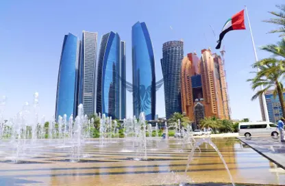 شقة - 2 غرف نوم - 3 حمامات للايجار في 2 برج الاتحاد - أبراج الاتحاد - شارع الكورنيش - أبوظبي