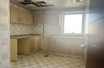 Apartment - 2 Bedrooms - 2 Bathrooms for rent in Jamal Abdul Nasser Street - Al Majaz - Sharjah