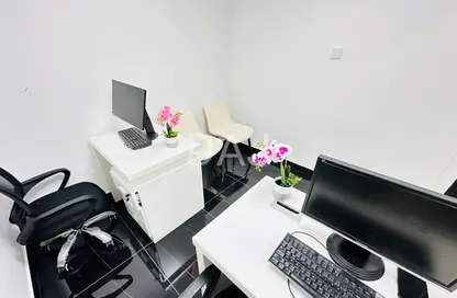 Office Space - Studio - 1 Bathroom for rent in Horizone Building - Port Saeed - Deira - Dubai